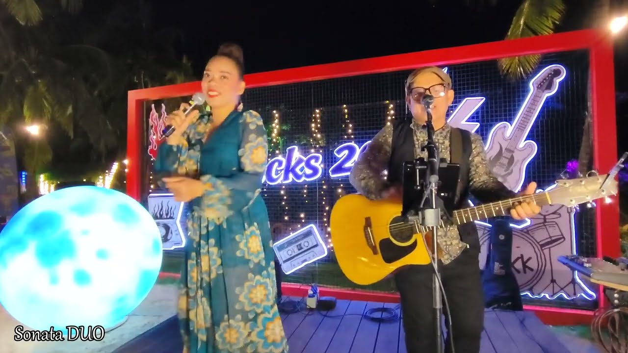 Can’t Take My Eyes Off You/ I Will Survive/ September - Cover by Sonata DUO