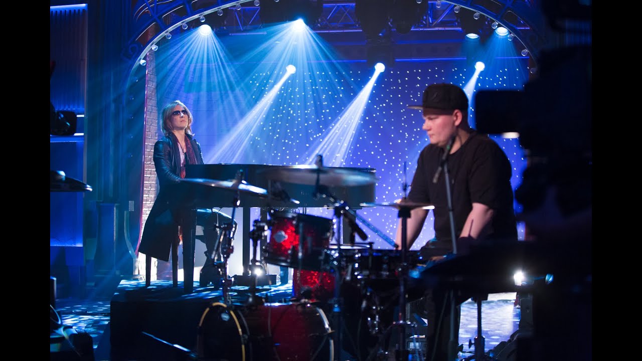 Drum Battle: Yoshiki (X Japan) VS Aleksandr Potapov (FRUKTbl)