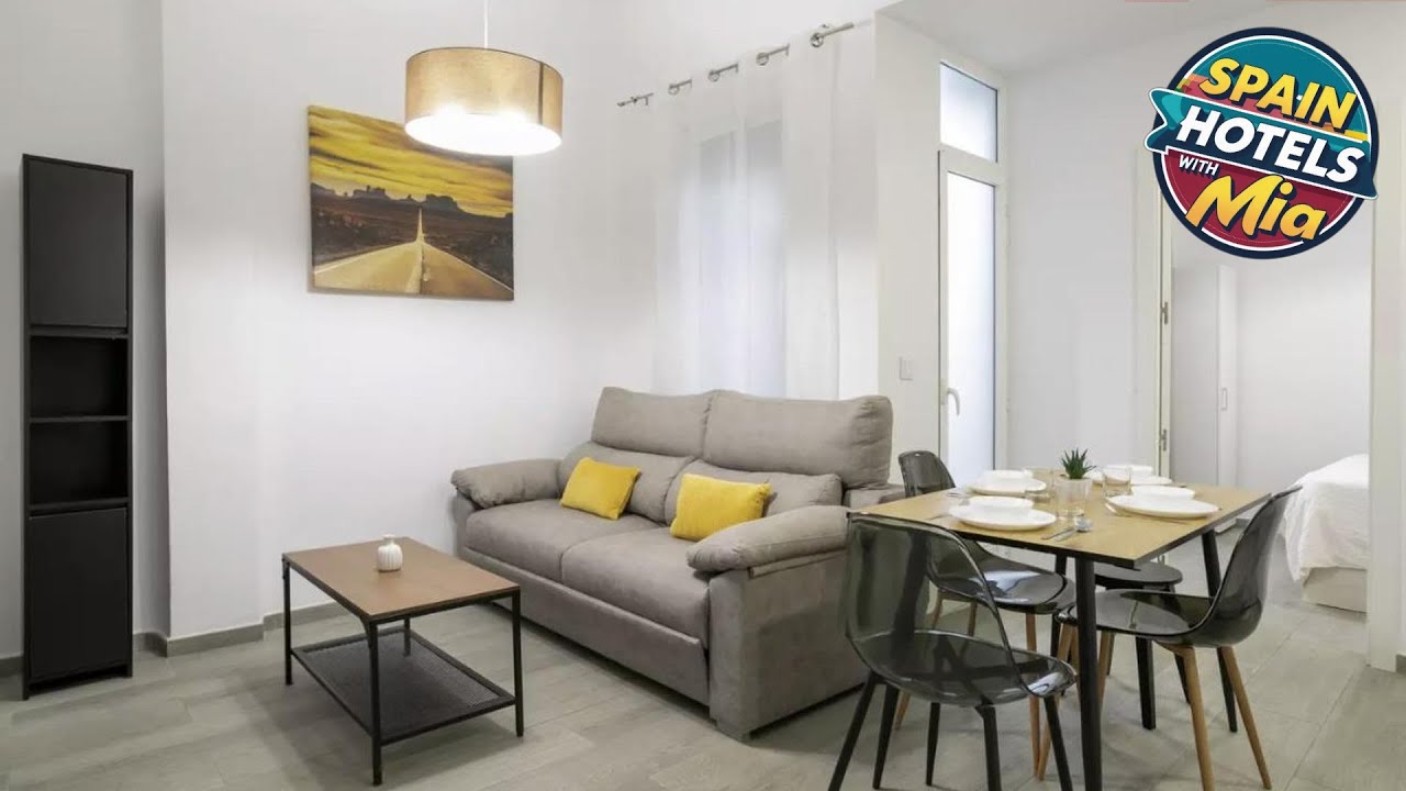 Fantastic apartment in the heart of Alicante | Alicante, Spain | Hotel Review ⭐
