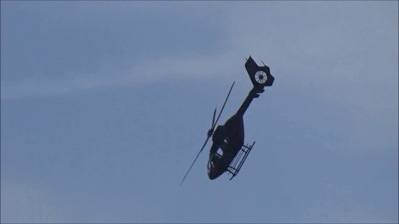 Eurocopter EC 135 beeindruckende Manöver Tag der Bundeswehr 2018 Fliegerhorst Wunstorf