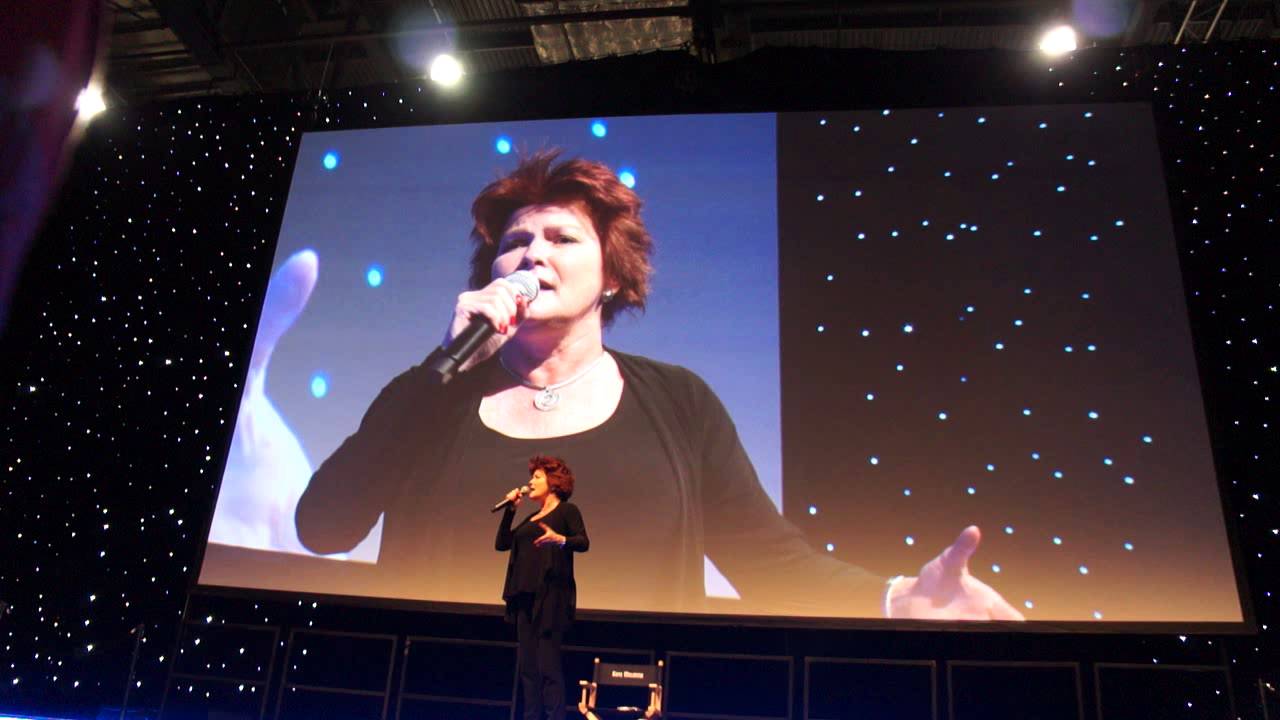 Kate Mulgrew @ Star Trek London 2012 - part 2