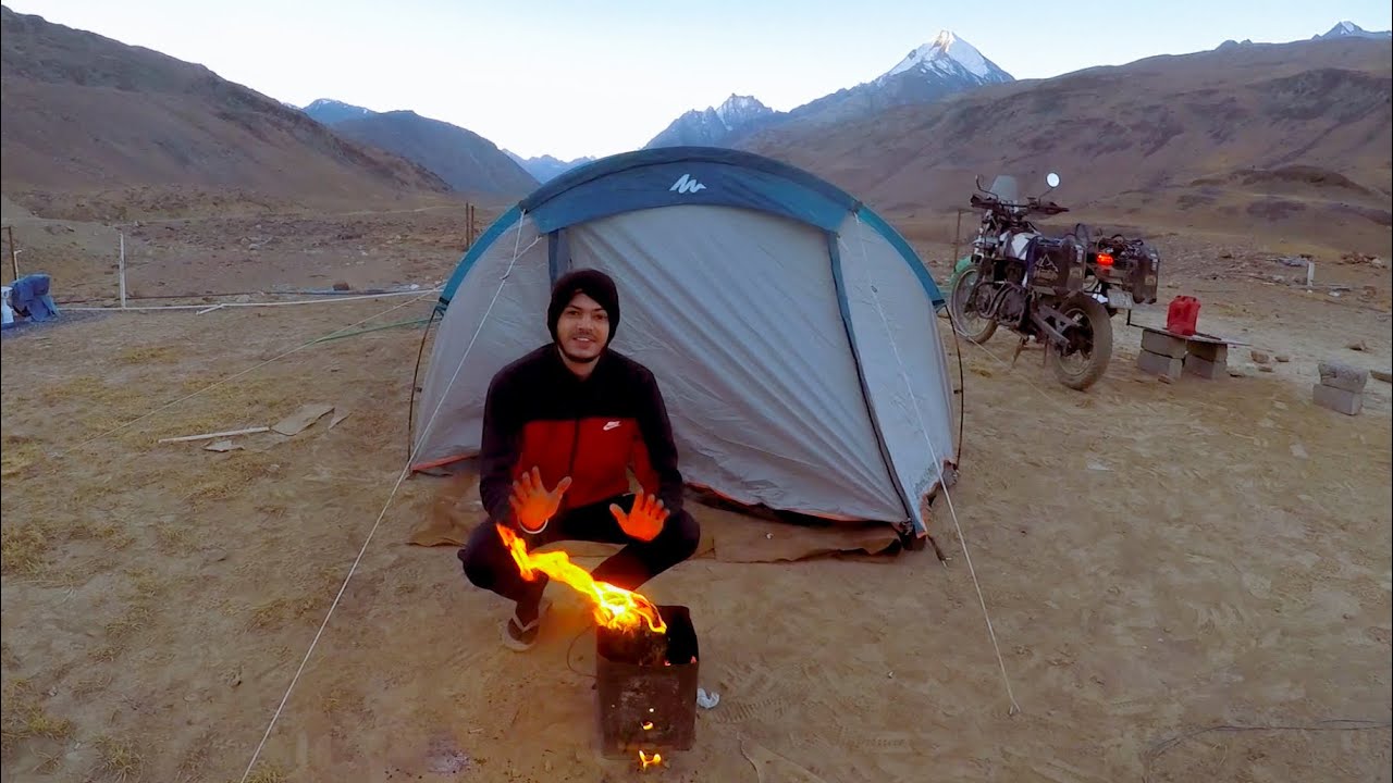 Solo Winter Camping in -10degrees | Survival Tips and Tricks 😱😱