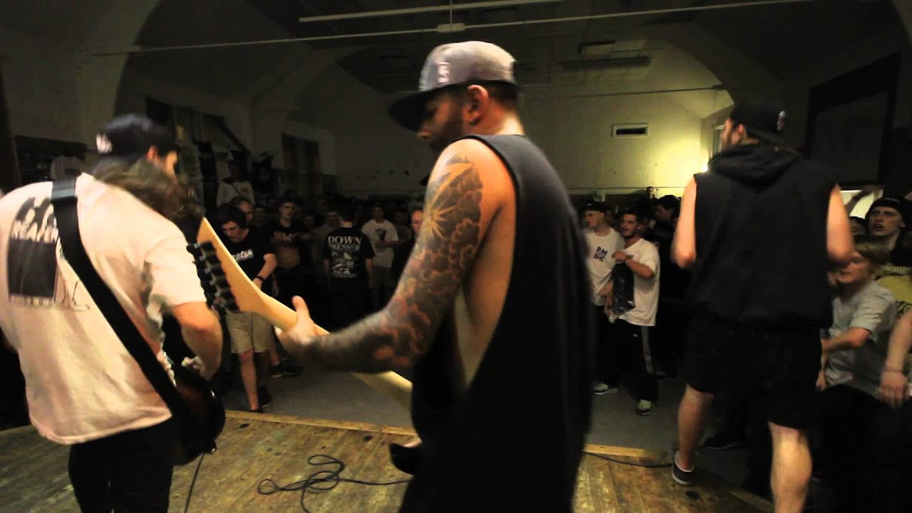 BACKTRACK (FULL SET) - Broomhall Centre, Sheffield.