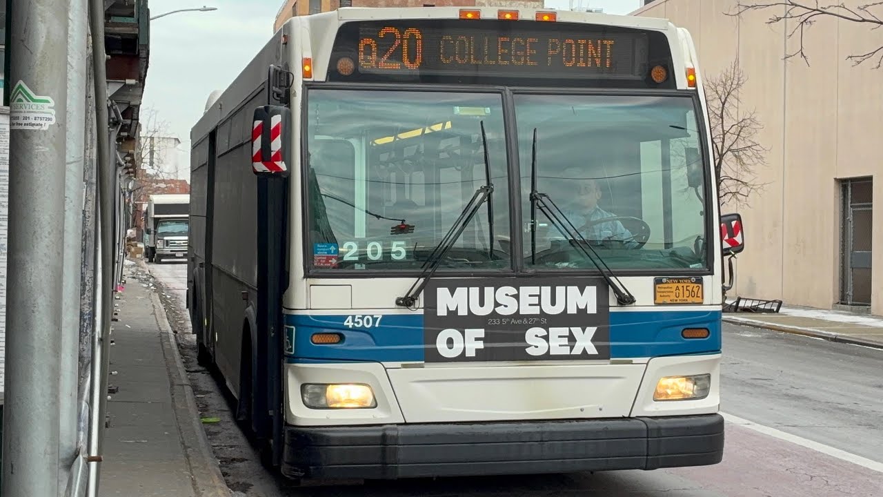 ᴴᴰ MTA NYCT: 2009 Orion VII NG Hybrid #4507 on the Q20 Bus @ Merrick Blvd/Archer Av.