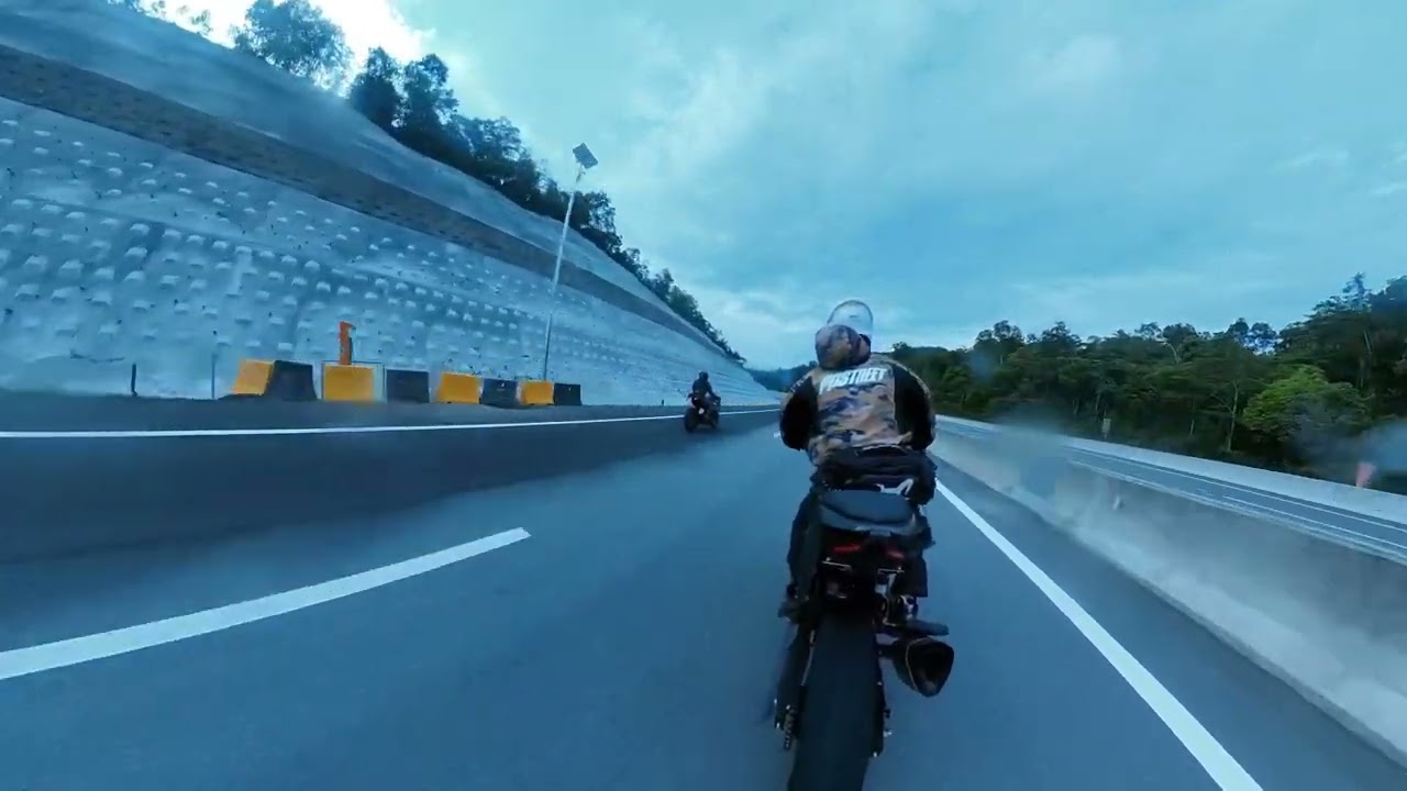 Monday Blues | Test Ride EKVE | Modenasaki z250 Ninja250