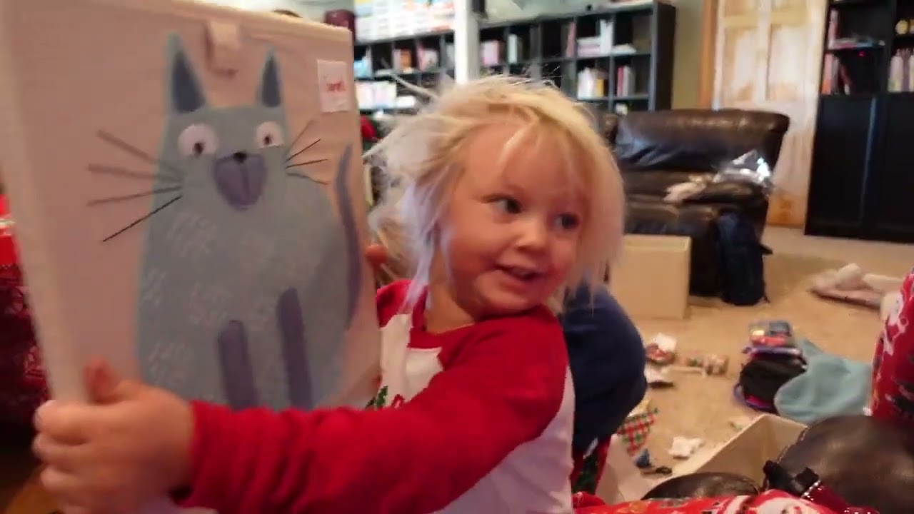 Christmas Morning at the Comstock Clan | Family of 9