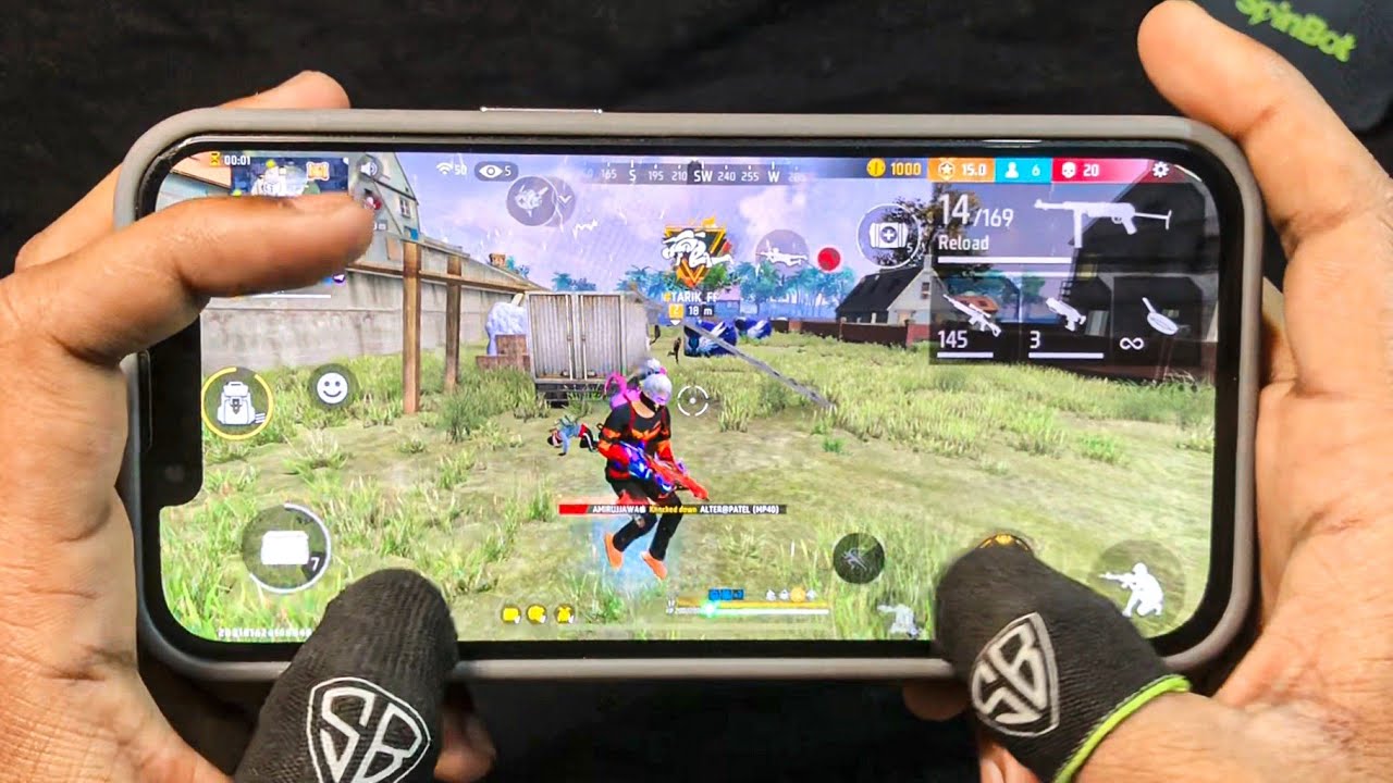 HANDCAM🔥 IPHONE 13 🗿 FREE FIRE BR RANKED INSANE GAMEPLAY 🎮