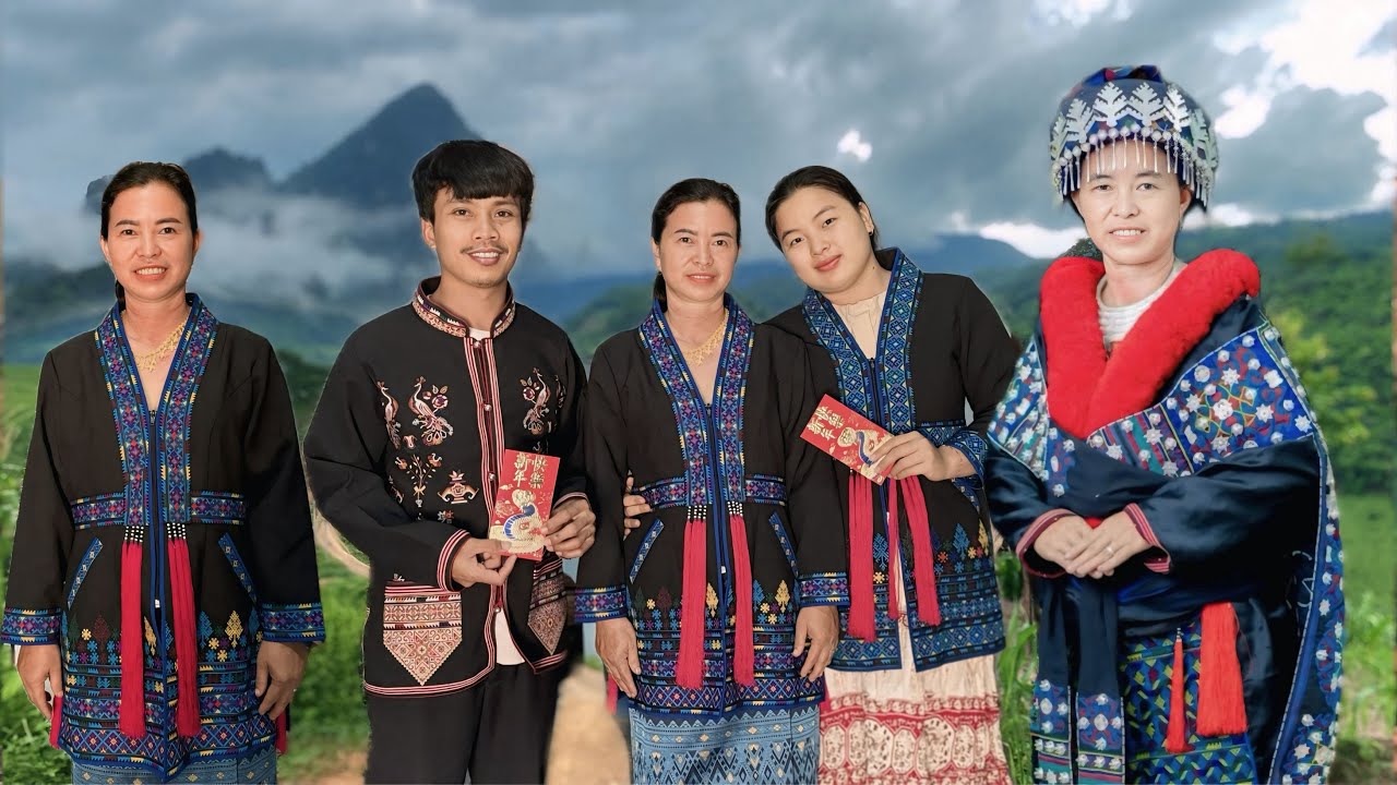 ลำอวยพรปีใหม่ชนเผ่าเมี่ยนขอให้ทุกคนอยู่ดีมีแฮง