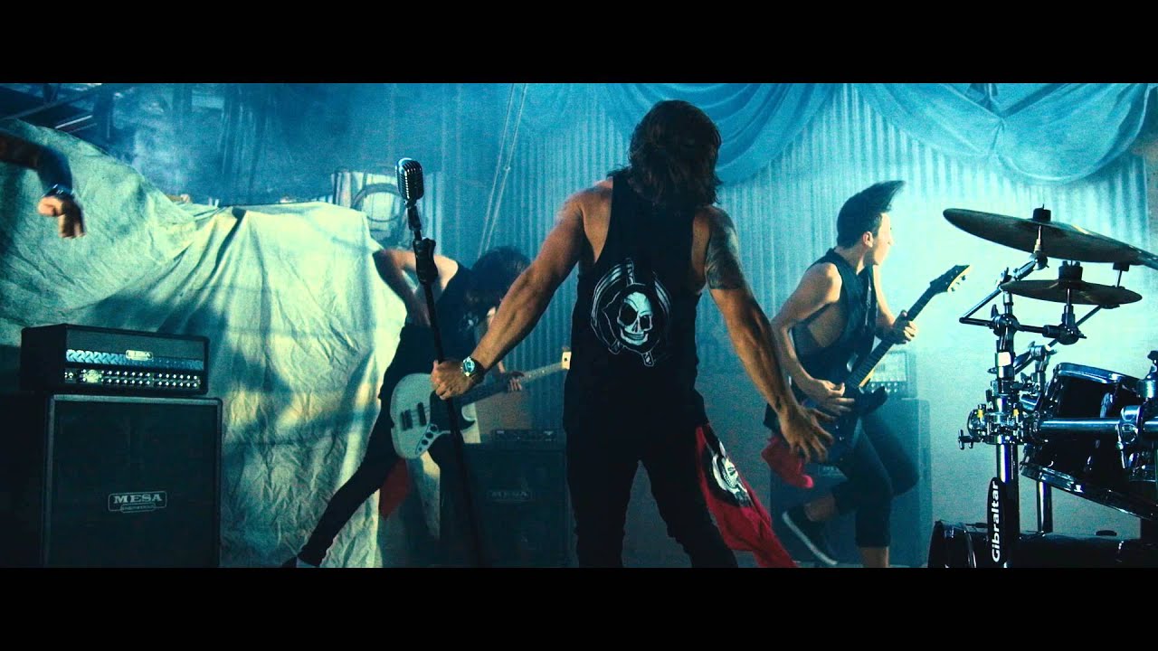 Emberville - Skeleton (Official Music Video) Feat. Craig Mabbitt
