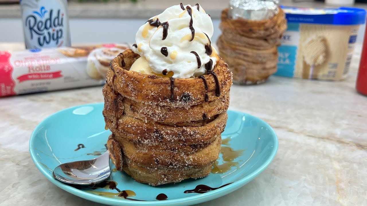 Cinnamon Roll Chimney Cake