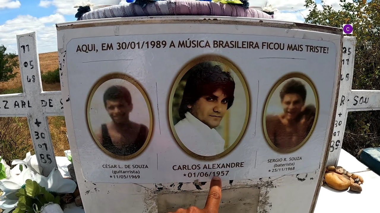 O FAMOSO CANTOR CARLOS ALEXANDRE 