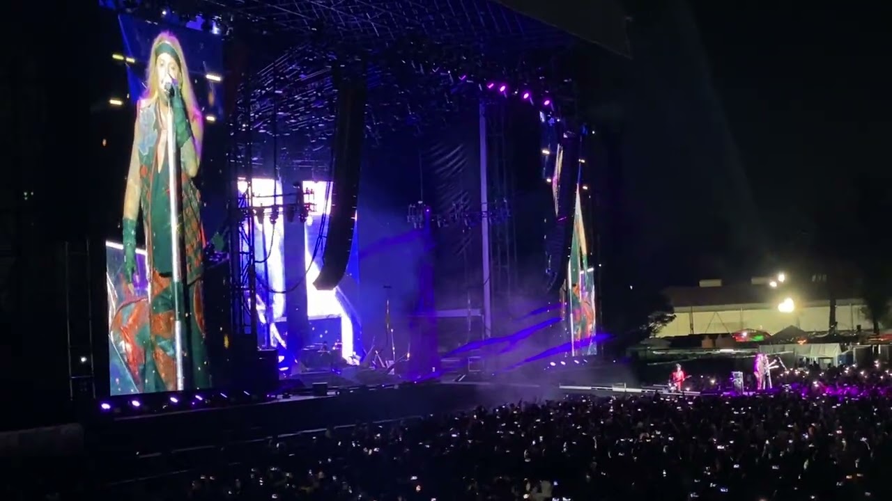 MOTLEY CRÜE - HOME SWEET HOME - FORO SOL