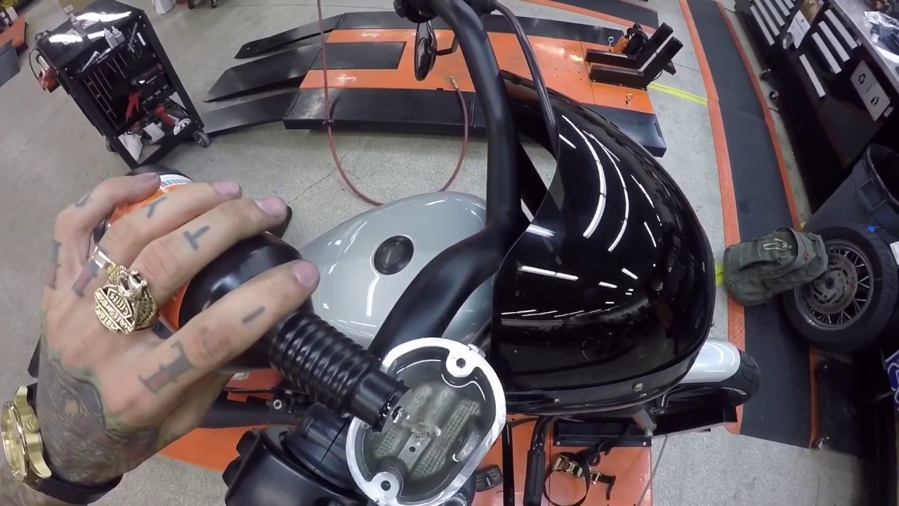 Промывка тормозов Harley: простой способ.