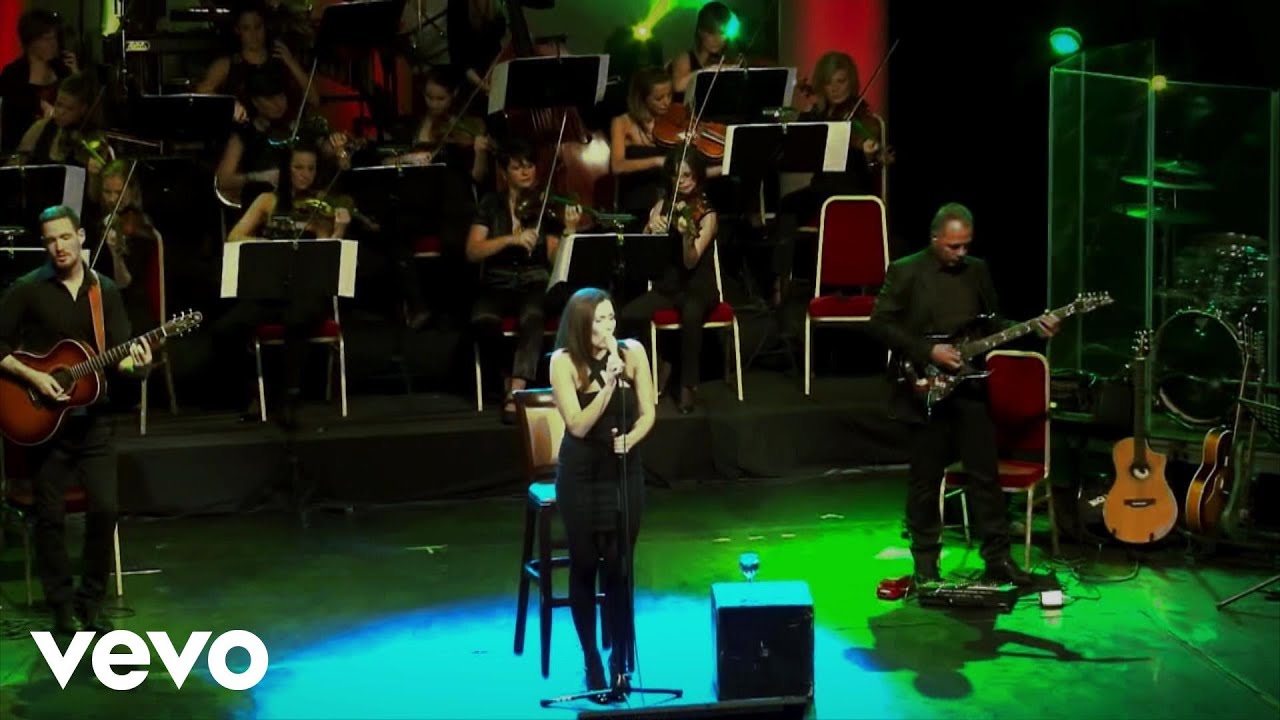 Janicsák Veca - Édes szavakkal (Szimfonikus koncert, RaM Colosseum, 2013. november 30.)