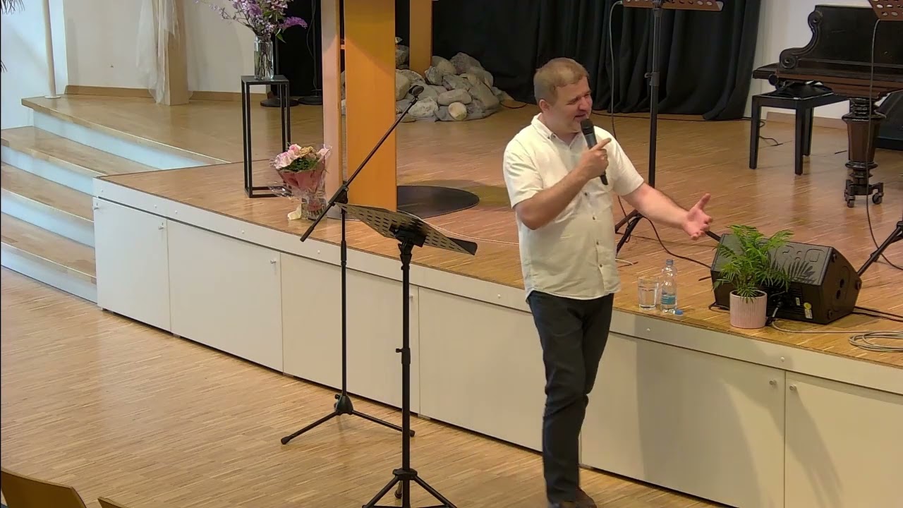 Mike Sámuel :Túlélni vagy élni?