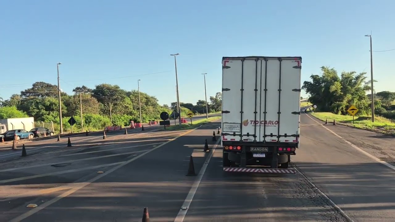 EP 120/26. Bora começar o dia. Divisa PR/SP. 