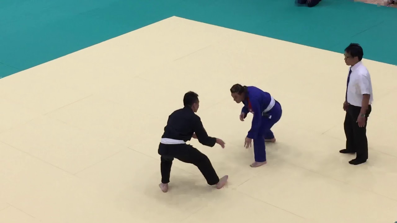 2019 福岡国際柔術選手権 マスター3 白帯ライトフェザー級 村上さん