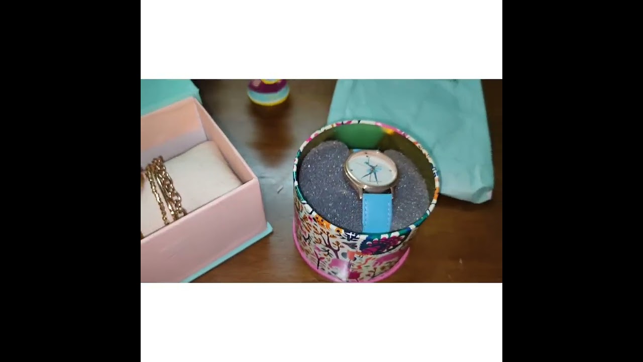 Chumbak Collection #shorts #chumbak #watches #fridgemagnets #decor #bobblehead #love ❣️