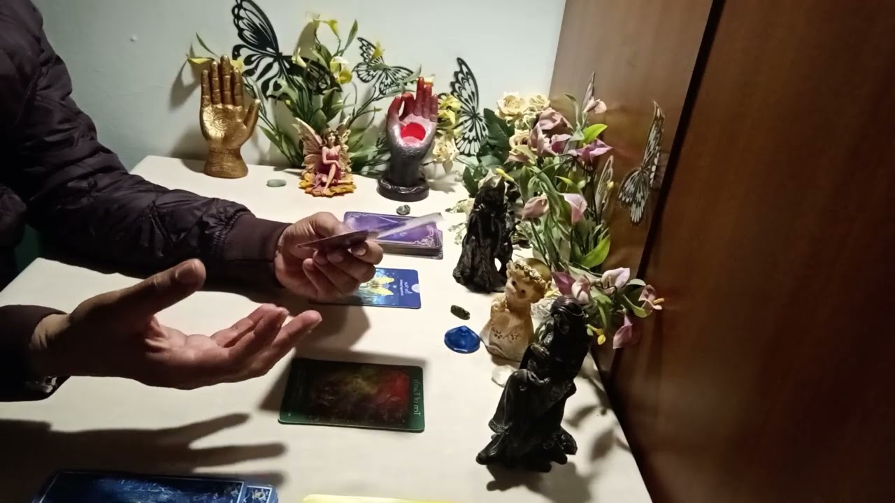 PISCIS! EL UNIVERSO COLOCARÁ UN TESORO GIGANTESCO EN TUS MANOS! DR REPENTE ALGUIEN SE ENAMORA DE TI!