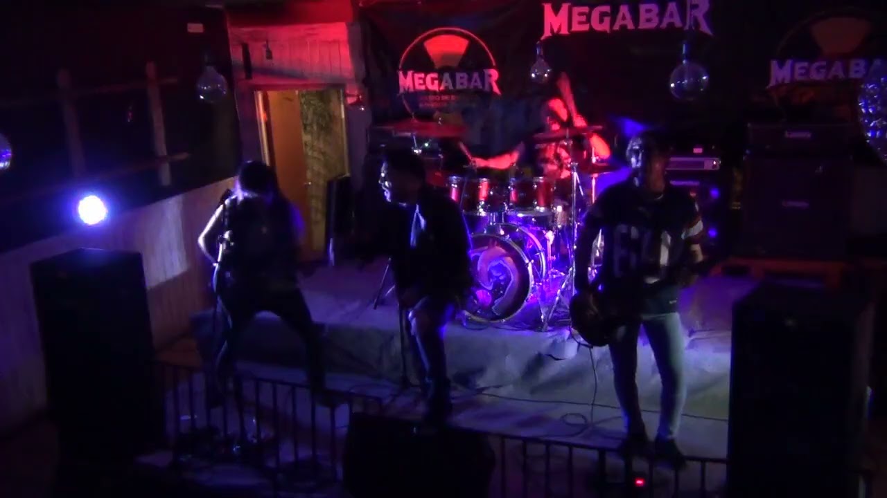 HOT DOG // Solitario (Megabar, 06/12/2025)