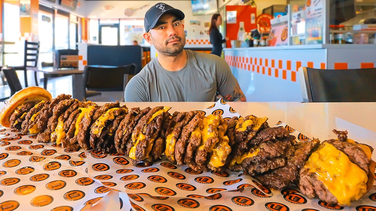 Мне нужно съесть 40 котлет для бургеров, чтобы побить рекорд в Detroit Coney Grill!