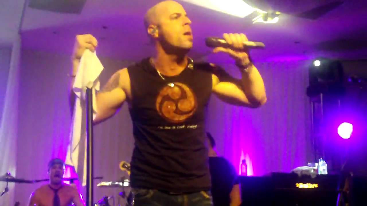 Daughtry - Feels Like Tonight