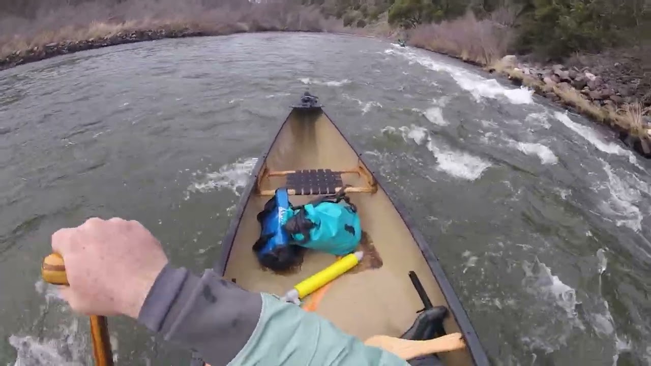 Taking a $50 canoe down the Klamath River, California