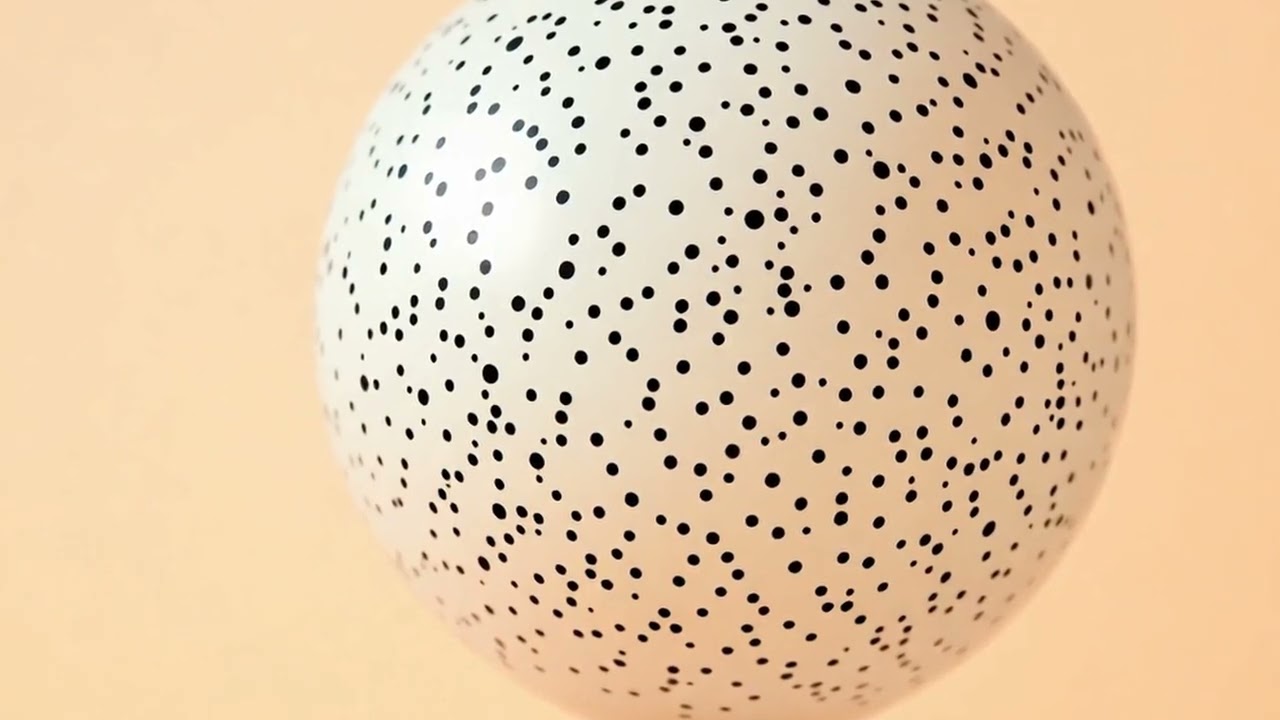 The Cosmic Horizon Problem Explained Visually &mdash; Why the CMB Is So Smooth