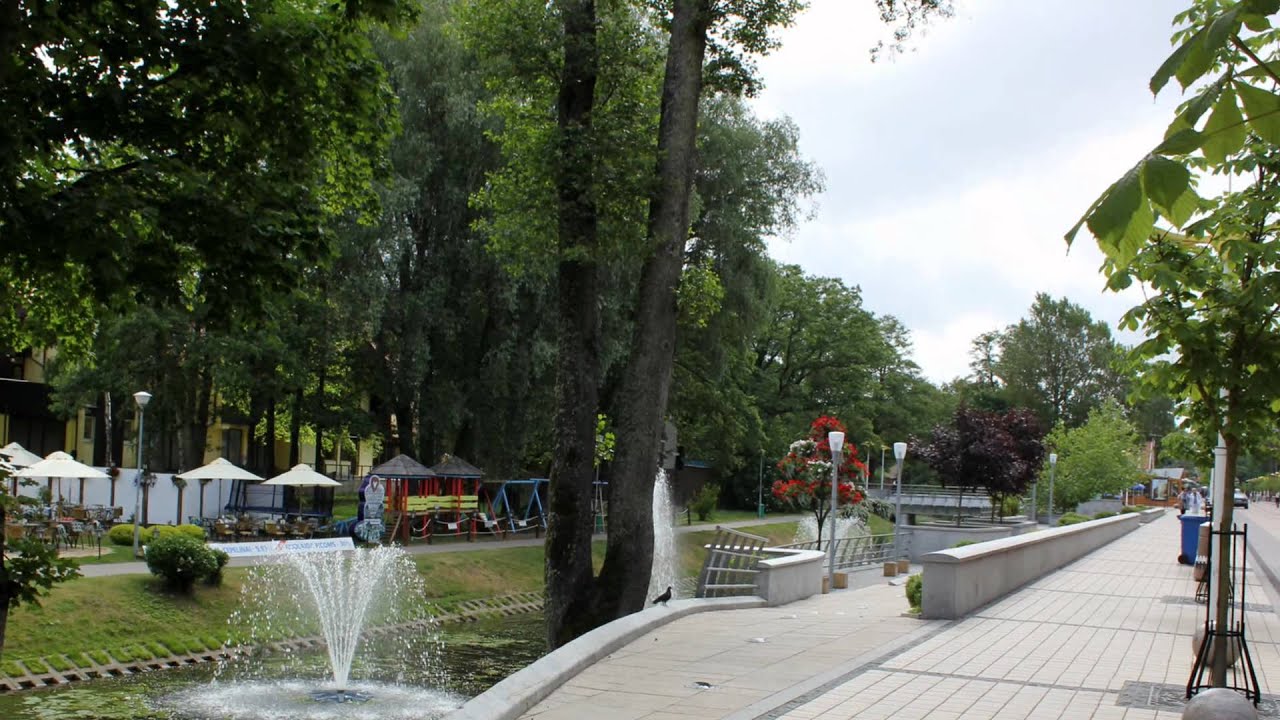 Palanga.  J. Basanavičiaus gatvė          (2011 06 19)