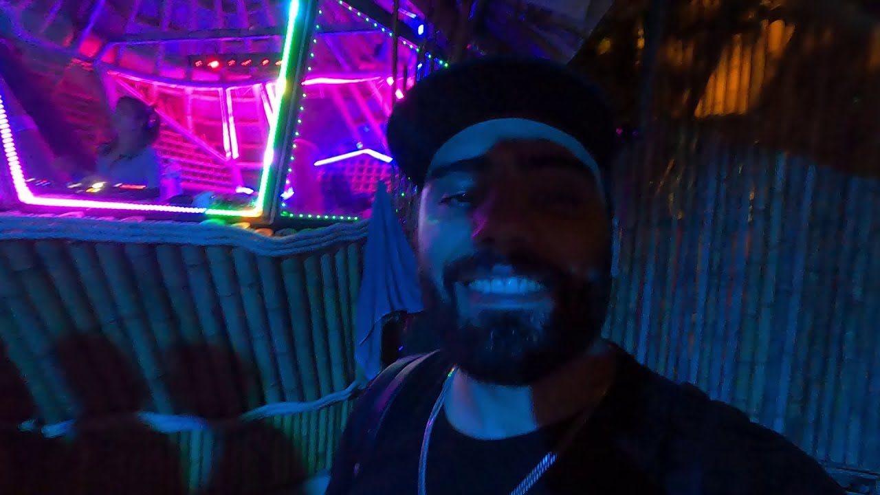 Exploring phi phi island | The best tour