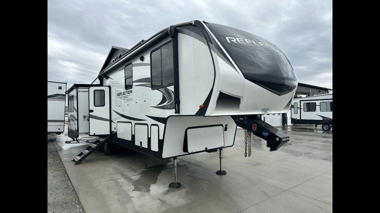 Used 2021 Grand Design Reflection 31MB