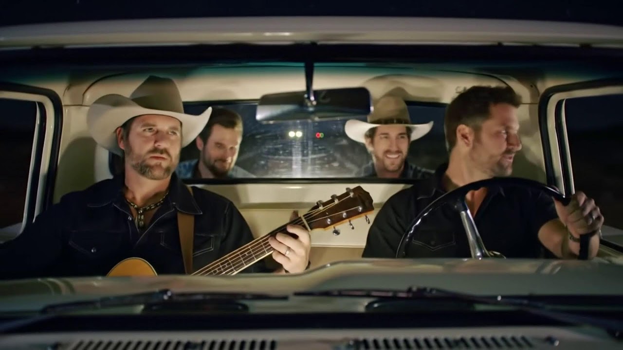 Country Rock Vibes – Outlaw Spirit & Rusted Tires Inspired by Chris Stapleton