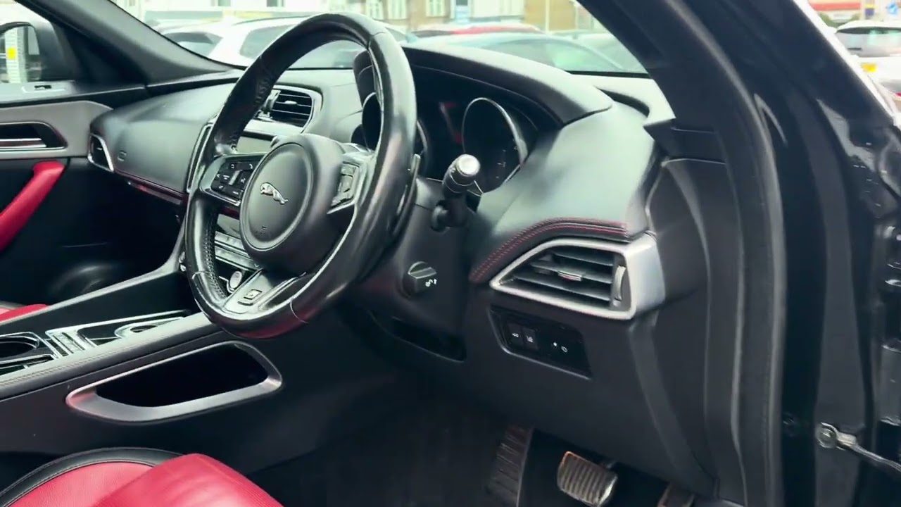 Jaguar F-PACE 2.0 D180 R-Sport Auto AWD
