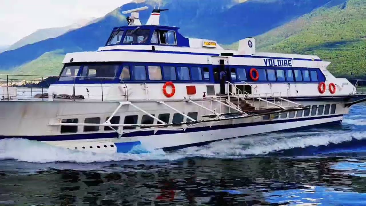 QUI COMO – Battelli e Aliscafi sulle Autostrade Liquide del Lago  (Riprese drone 2025 