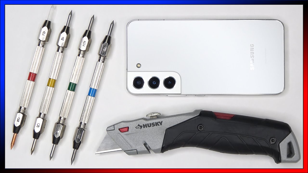 Тест на прочность Samsung Galaxy S22 (вода, царапины, изгиб)