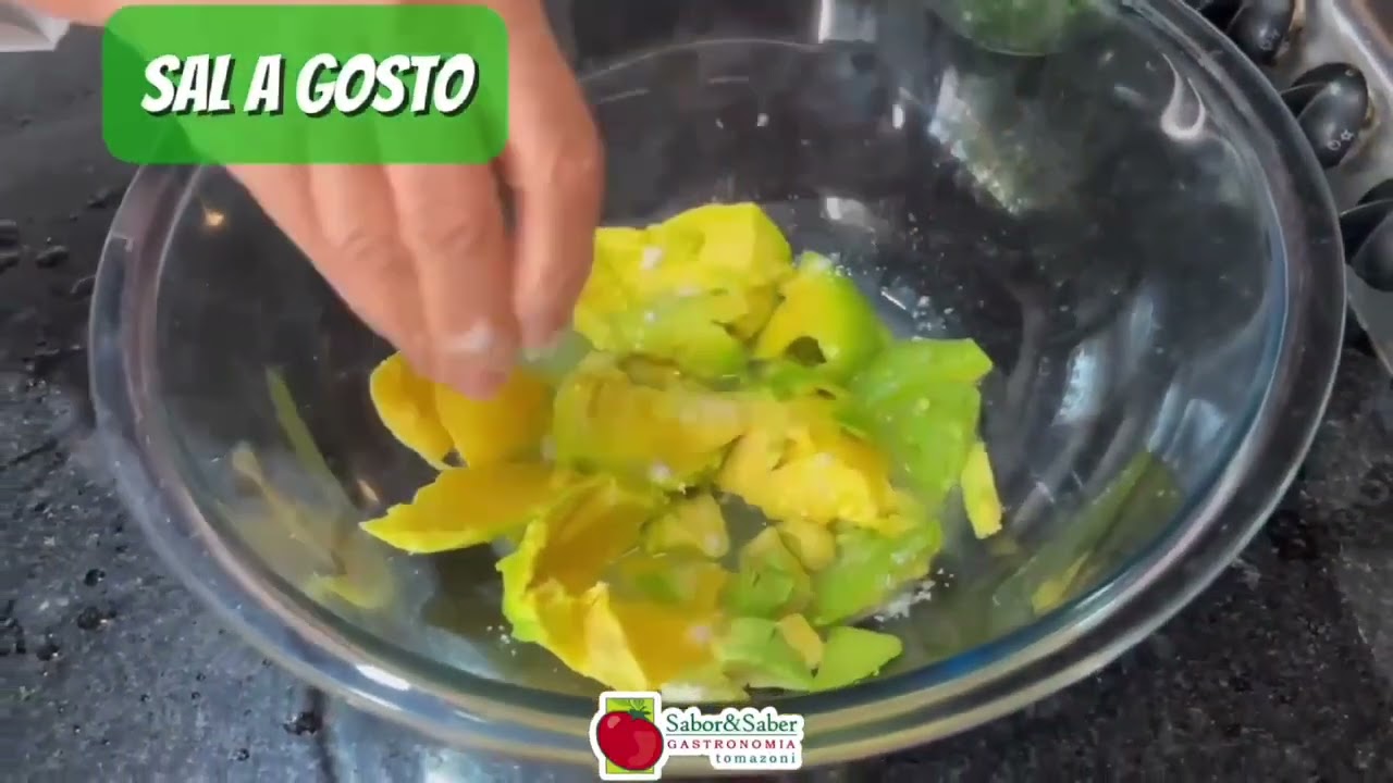 Receita Macarr&atilde;o ao Molho de Abacate - por Ana Tomazoni