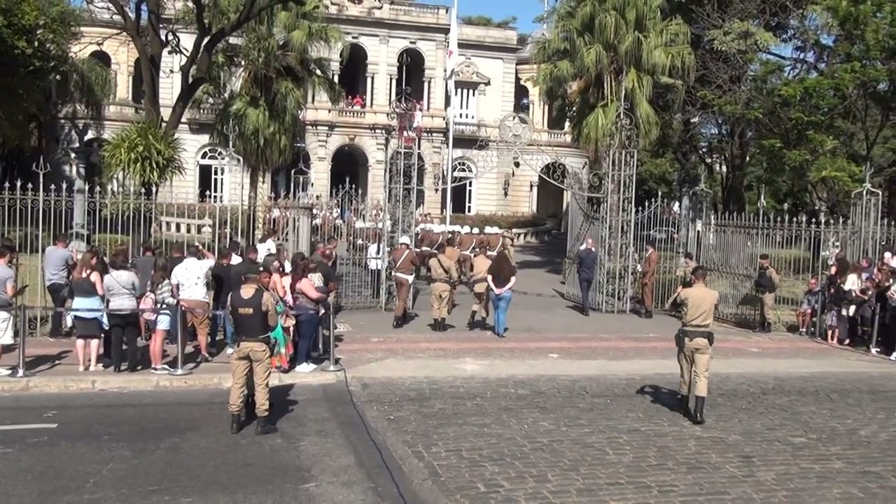 Troca da Guarda do Palácio da Liberdade.