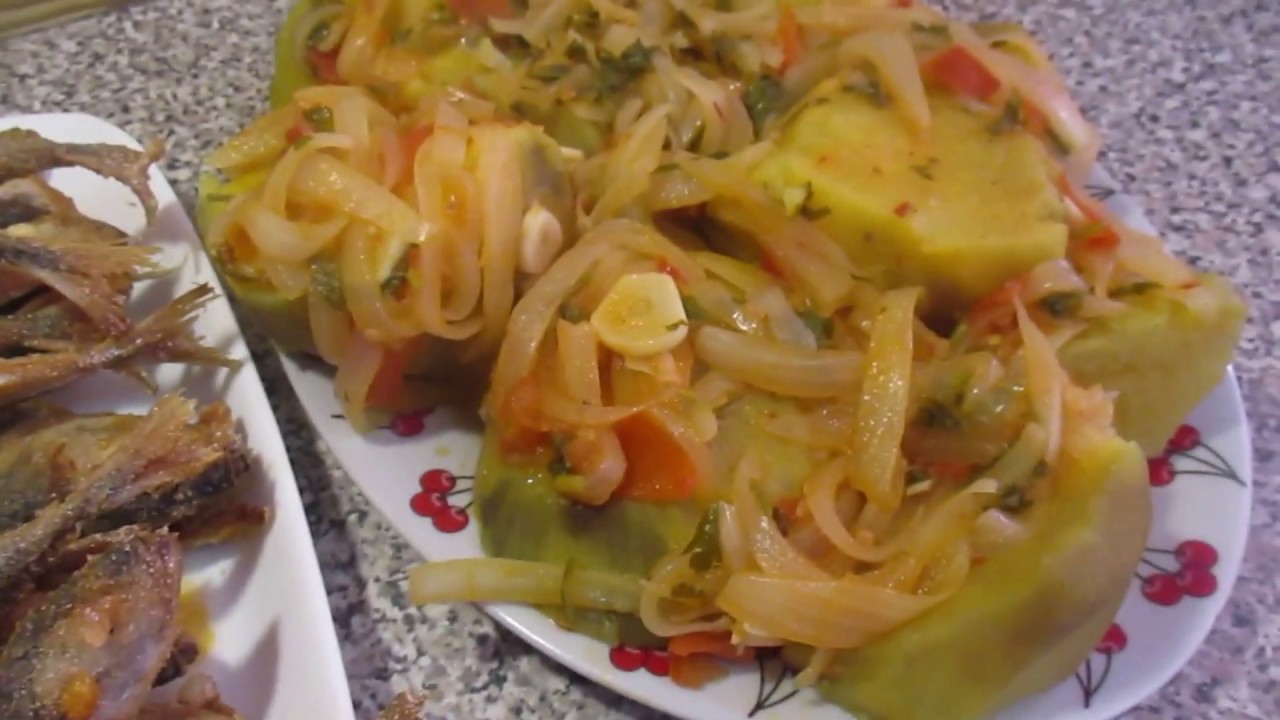CEBOLADA COM CHICHARROS FRITOS
