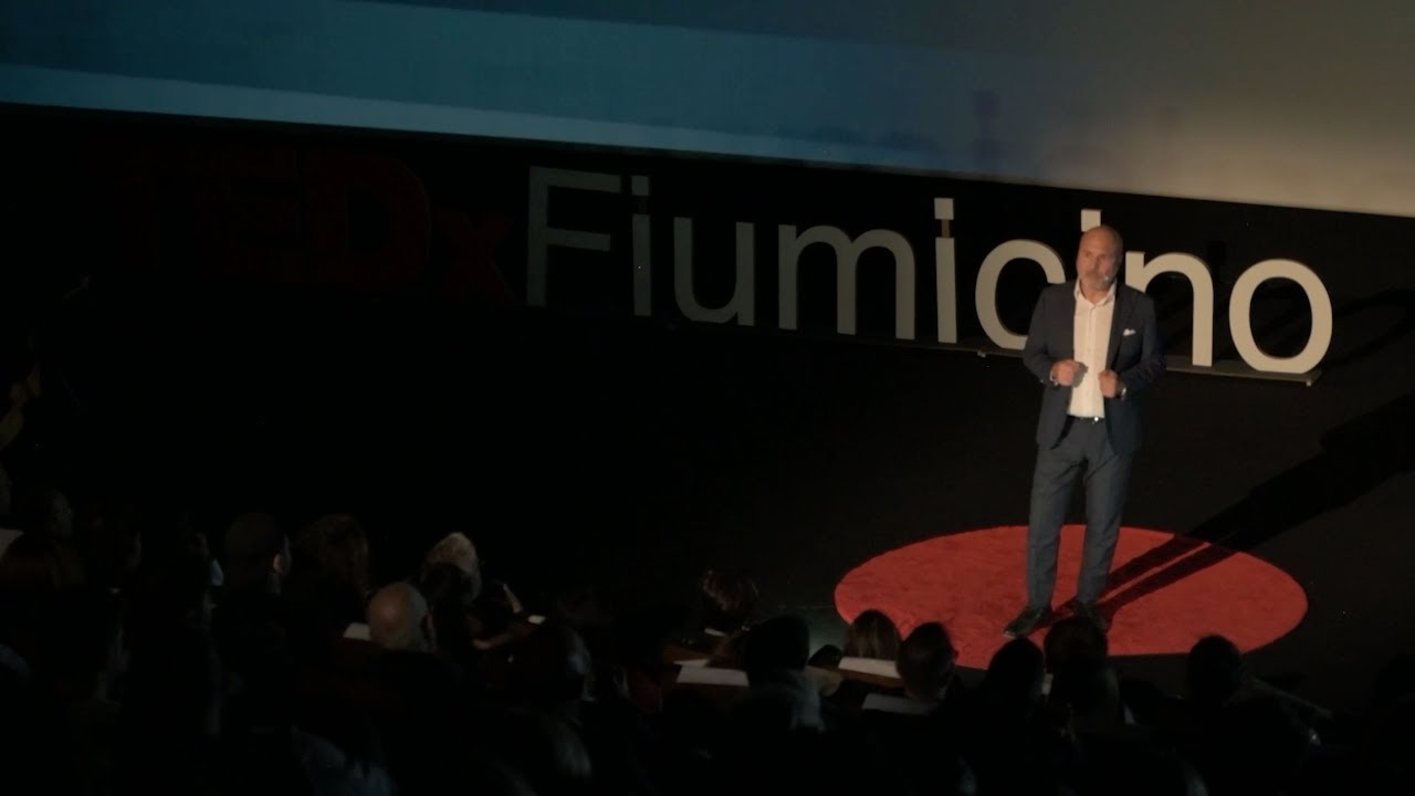 Persone in tempo di crisi, come superare una crisi aziendale | Francesco Melidoni | TEDxFiumicino