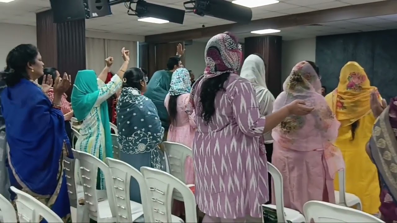 Worshipping  time with family #telugu aradhana# GOD'S PRINCIPLE joel 2016