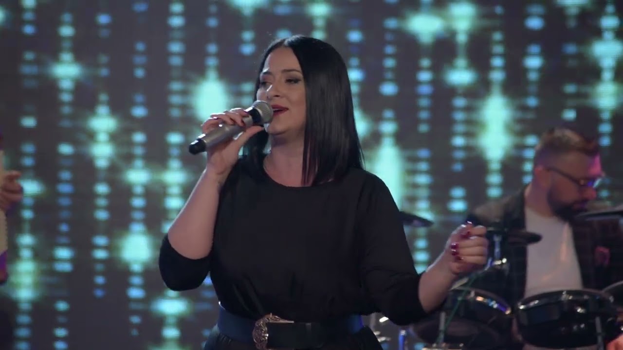 Aneta i Grupa Molika - Sreco moja (Art Studio Production Live TV Show)