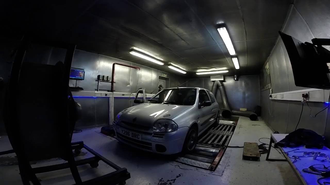 Renault Clio 172 Phase 1 with ITB's