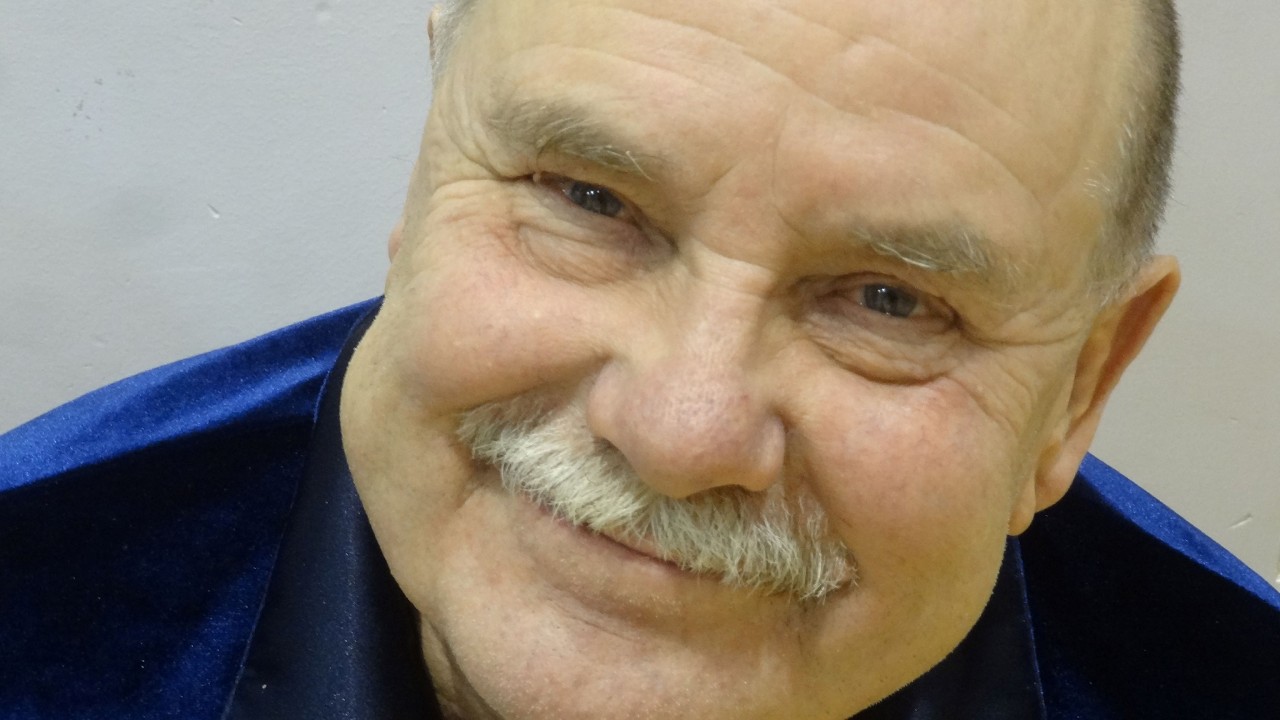 TK Sinilind autoportee seeria - Aleksandr Mnogolessov