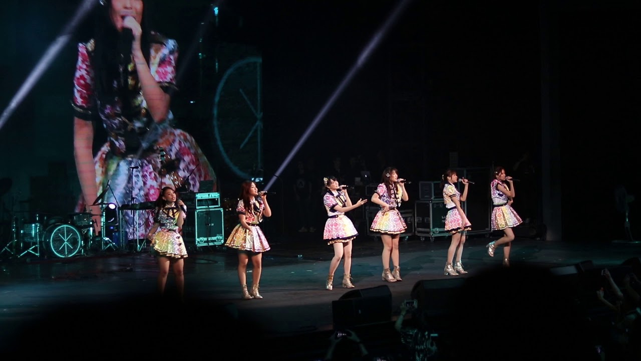 12/03/18 BNK48 - THE GUITAR MAG AWARDS 2018