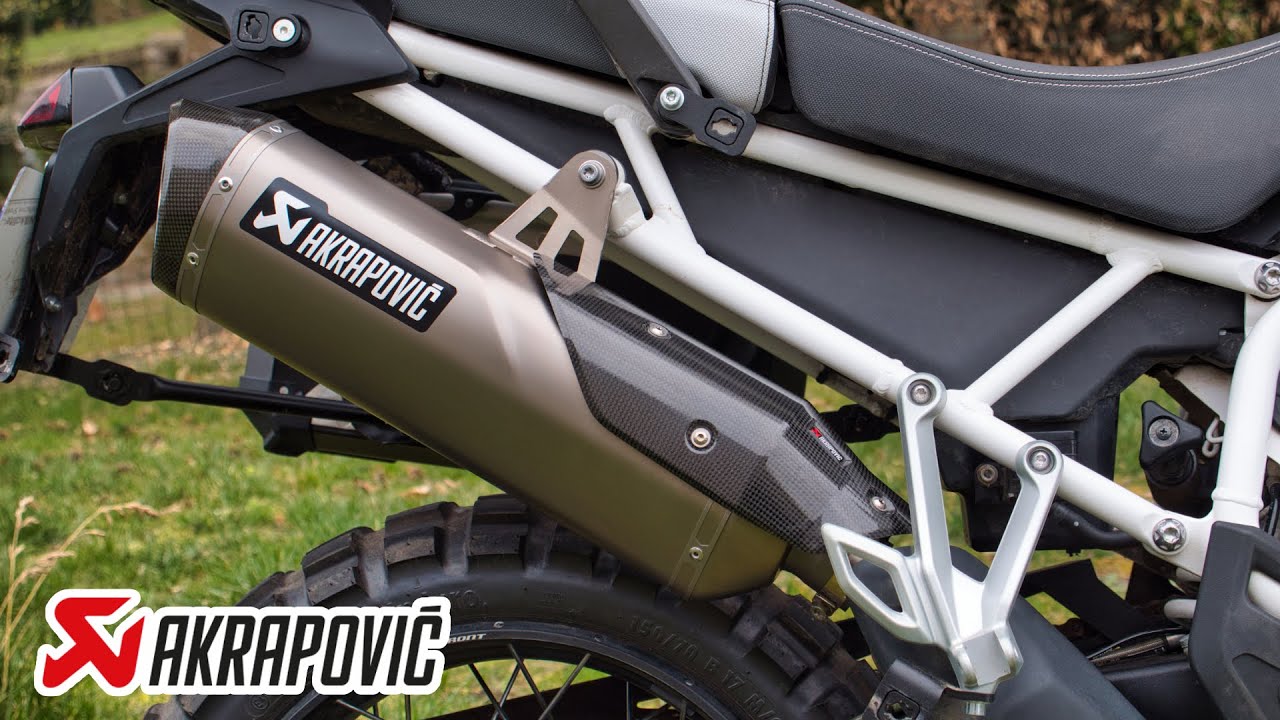 Test du pot d'échappement Akrapovic pour la Triumph Tiger 900 : plus léger mais pas plus bruyant !