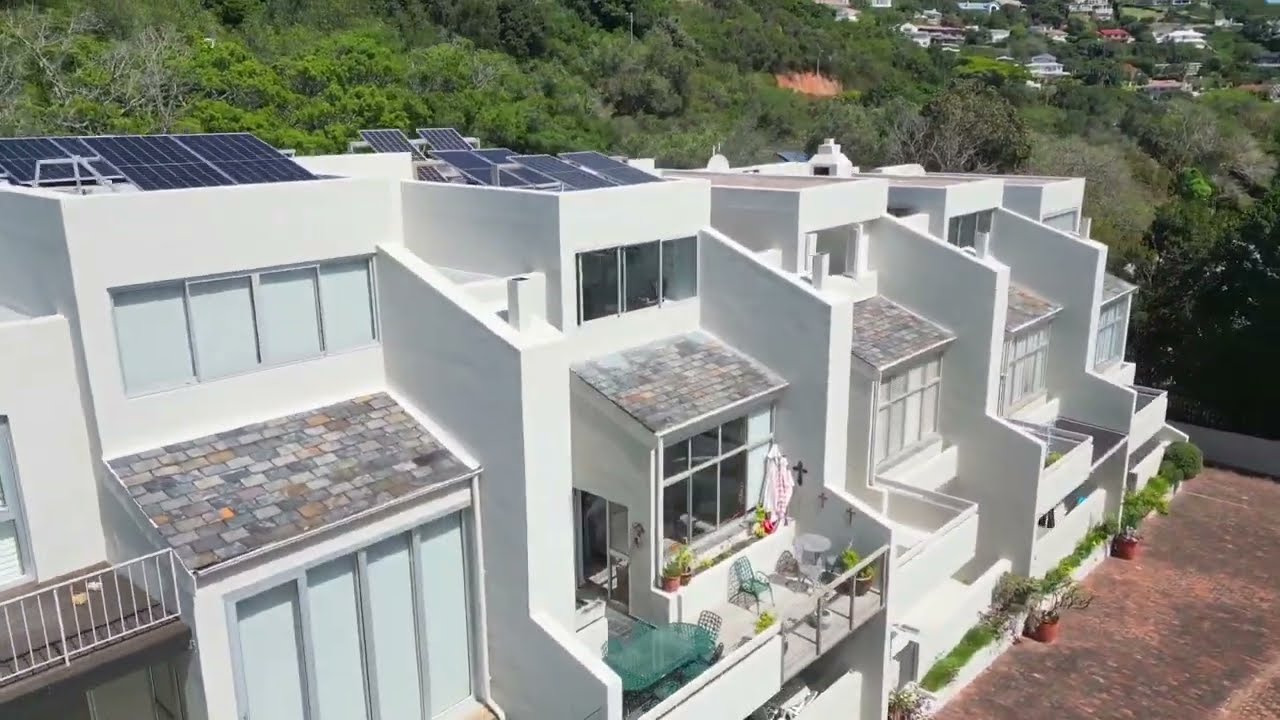 Stunning 3-Level Cluster Home for Sale in Plettenberg Bay
