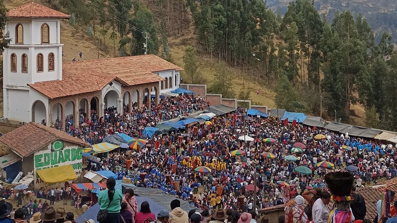 Pueblo muy Pequeño Tiene  la FIESTA más Grande del Perú / 