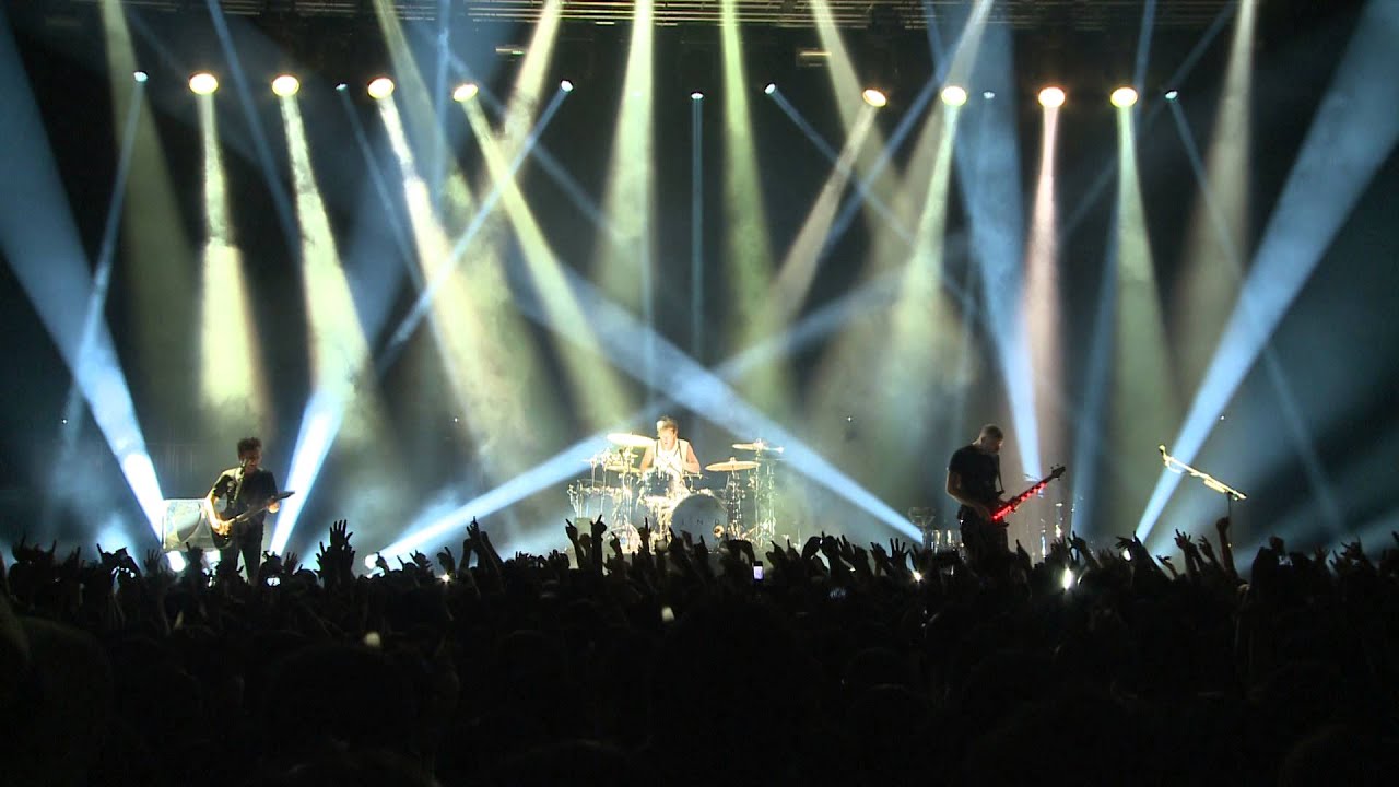 Muse - Futurism [Live from Zepp Tokyo]