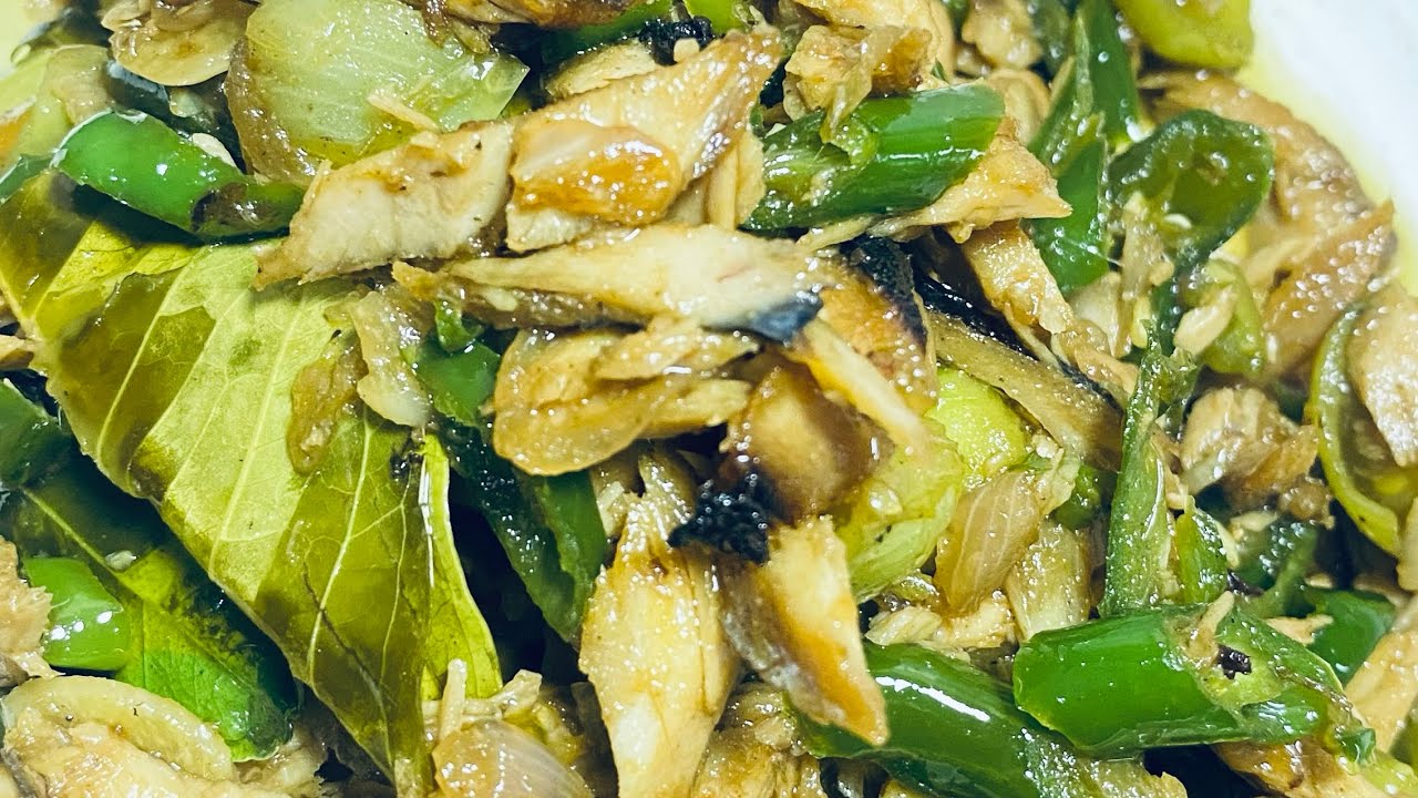 Tuna suwir cabe ijo @EkaMartaPutri #resepsimple #masakanrumahan #makanenak #tuna #cabeijo 