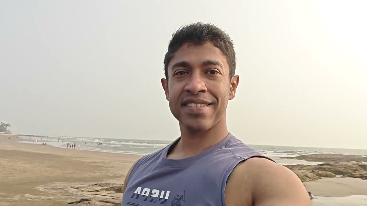 MORJIM GOA (Little Russia) Travel VLOG - Day 2